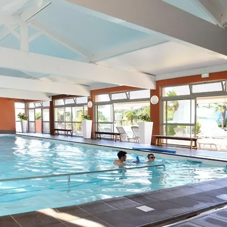 Mobil Prestige - Terrasse A - Api-1-52-1114 مكان تخييم سان جان دي مونت