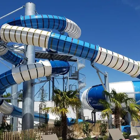 Camping Mobil Prestige - Terrasse à - Api-1-52-1114 *