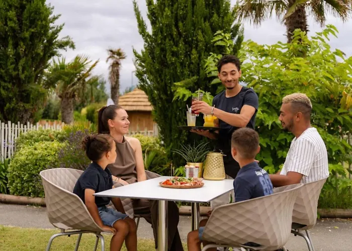 Camping Mobil Prestige - Terrasse à - Api-1-52-1114